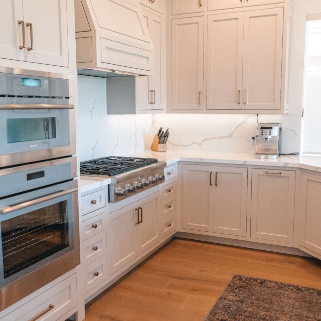 Traditional Transitional Kitchen Remodel by Artistry Stone Surfaces Inc project photo